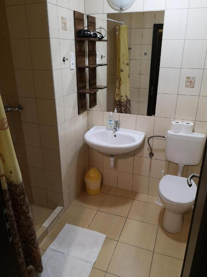 Borostyan Panzio Balatonfuered Bed & Breakfast Екстериор снимка