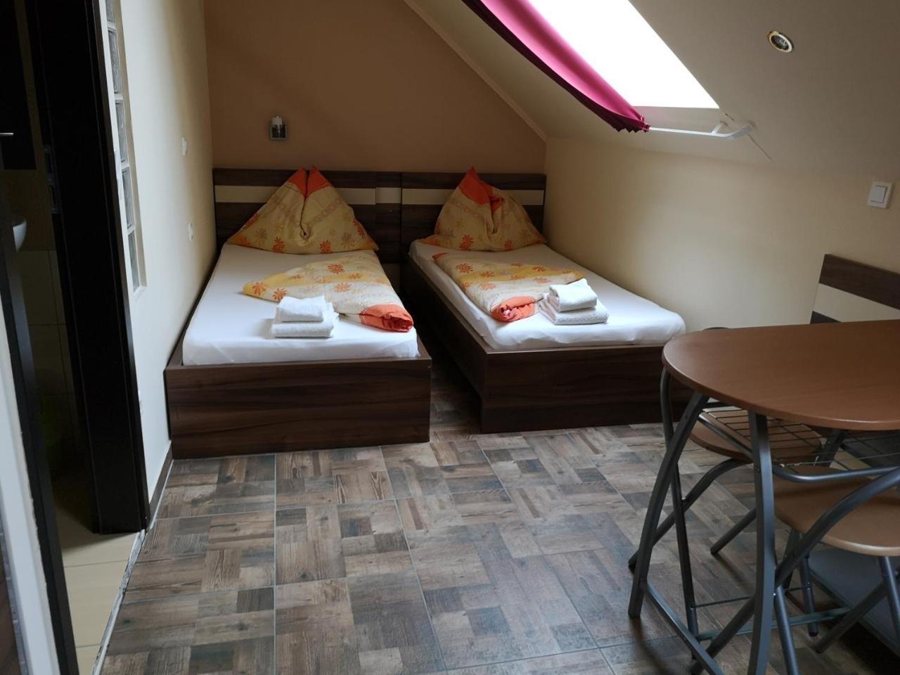 Borostyan Panzio Balatonfuered Bed & Breakfast Екстериор снимка